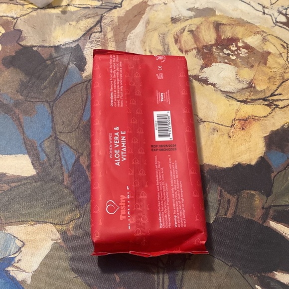 48 pack Flushable Wipes - Picture 3 of 3